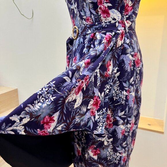 Hawaiian Hisbiscus Tiki Sarong Dress in 2XL from Collectif - Picture 9 of 11